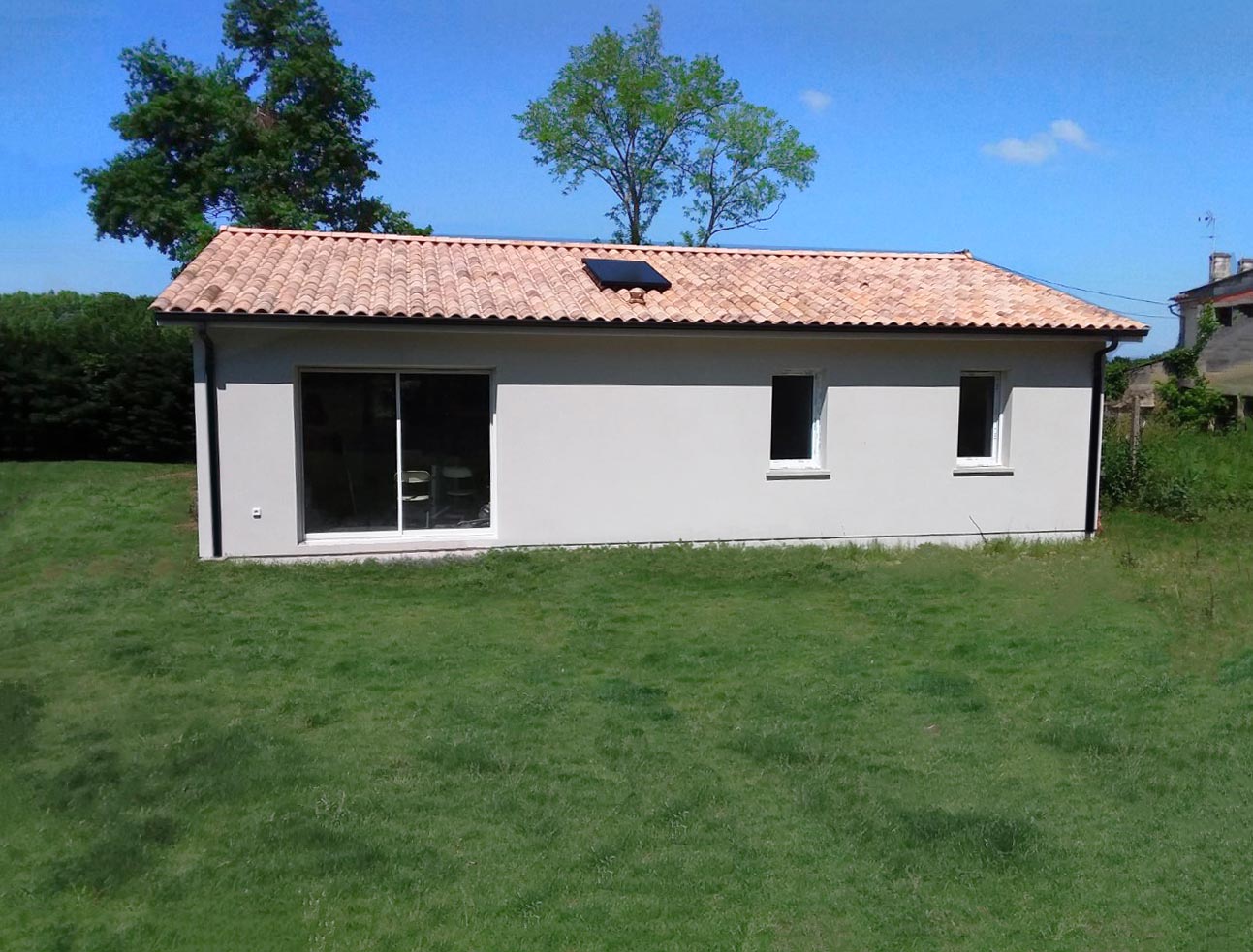 Appartement économique 3 chambres + salon